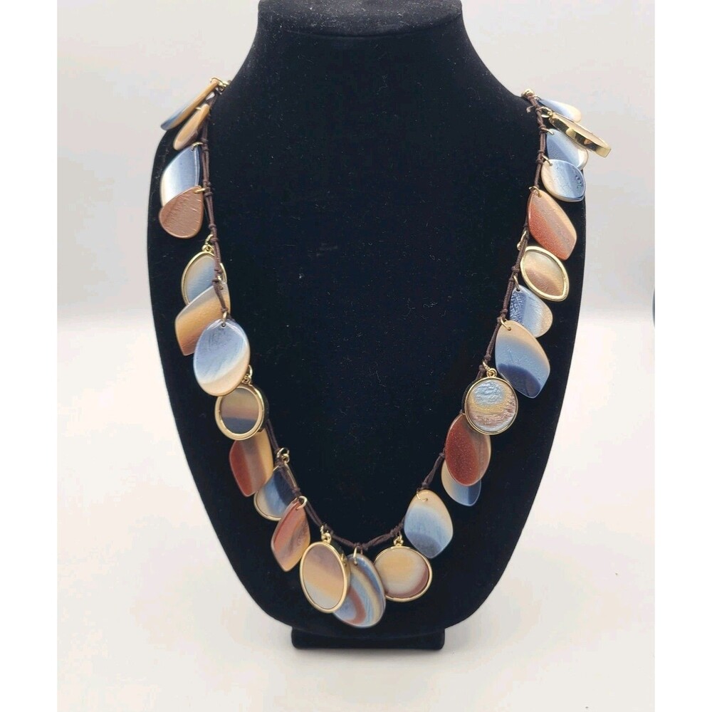 Chico’s NOS Ombre Resin Disc Statement Necklace Gold Tone Beaded Brown Cord